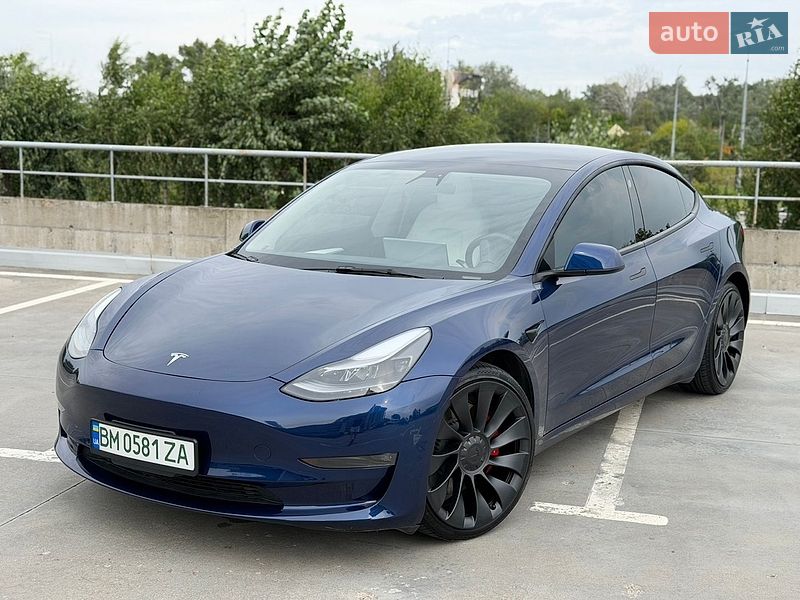 Tesla Model 3 2022