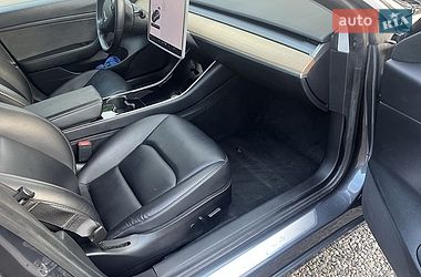 Седан Tesla Model 3 2020 в Черкасах фото 7 Седан Tesla Model 3 2020 в Черкасах