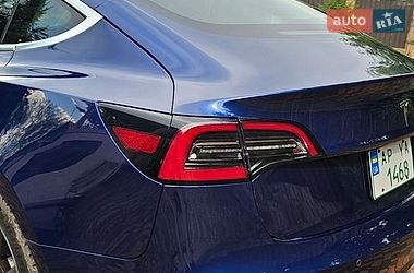 Седан Tesla Model 3 2020 в Запорожье