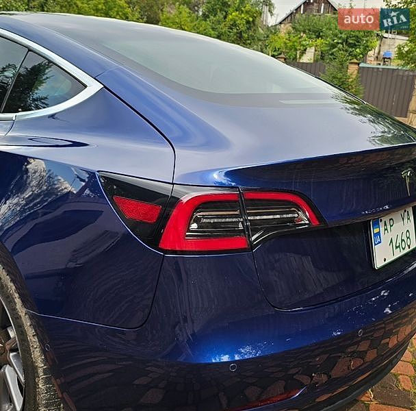 Седан Tesla Model 3 2020 в Запорожье