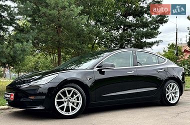 Седан Tesla Model 3 2018 в Вінниці
