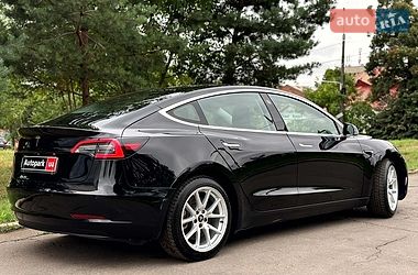 Седан Tesla Model 3 2018 в Вінниці