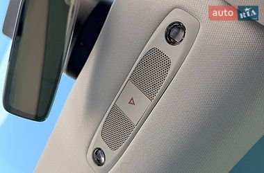 Седан Tesla Model 3 2021 в Кривом Роге