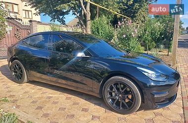 Седан Tesla Model 3 2018 в Одессе