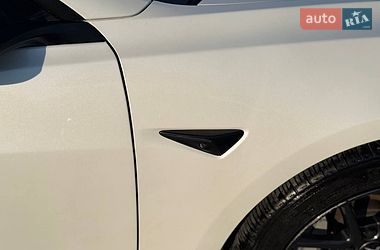 Седан Tesla Model 3 2021 в Івано-Франківську