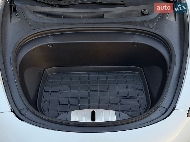 Седан Tesla Model 3 2020 в Житомирі фото 9 Седан Tesla Model 3 2020 в Житомирі
