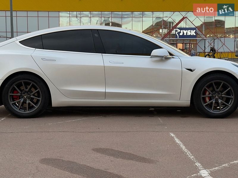 Седан Tesla Model 3 2020 в Житомирі фото 8 Седан Tesla Model 3 2020 в Житомирі