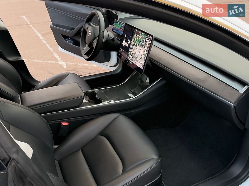 Седан Tesla Model 3 2020 в Житомирі фото 6 Седан Tesla Model 3 2020 в Житомирі