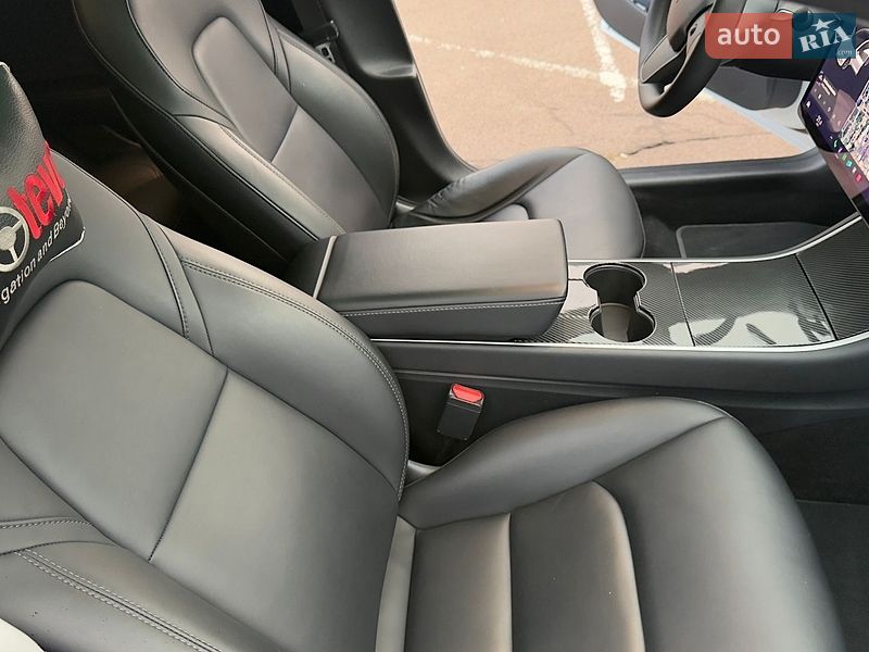 Седан Tesla Model 3 2020 в Житомирі фото 13 Седан Tesla Model 3 2020 в Житомирі
