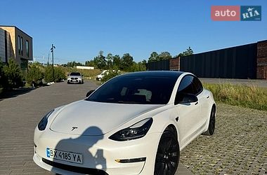 Седан Tesla Model 3 2022 в Хмельницькому