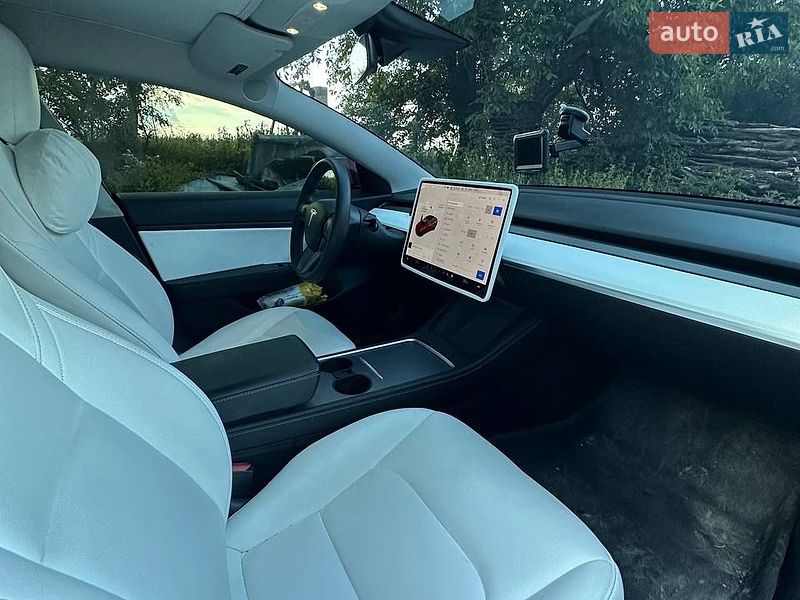 Седан Tesla Model 3 2020 в Киеве фото 9 Седан Tesla Model 3 2020 в Киеве