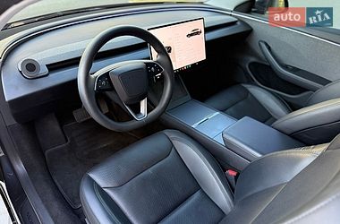 Седан Tesla Model 3 2024 в Дніпрі