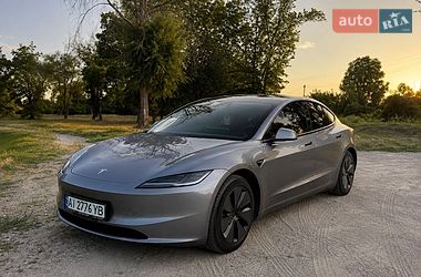 Седан Tesla Model 3 2024 в Белой Церкви