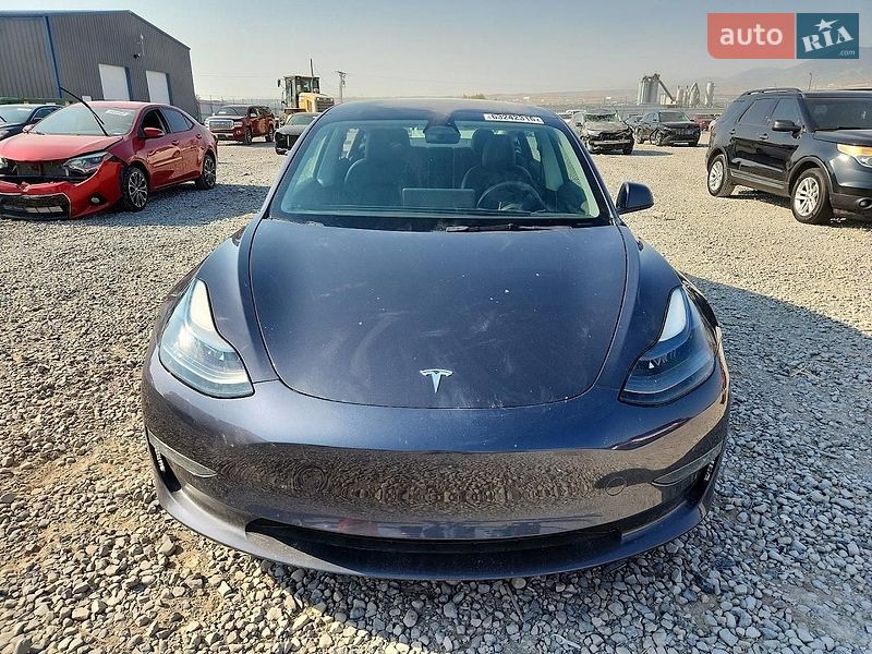 Седан Tesla Model 3 2023 в Львові фото 5 Седан Tesla Model 3 2023 в Львові