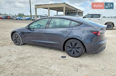 Седан Tesla Model 3 2025 в Києві