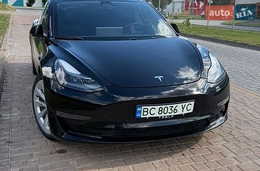 Седан Tesla Model 3 2021 в Львове