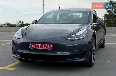 Седан Tesla Model 3 2018 в Тернополе