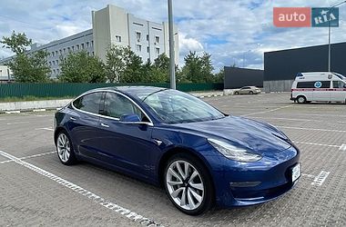 Седан Tesla Model 3 2019 в Вышгороде
