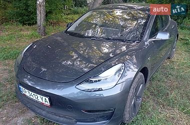 Седан Tesla Model 3 2019 в Запоріжжі