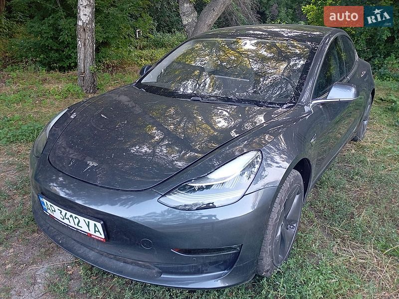 Седан Tesla Model 3 2019 в Запоріжжі