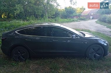 Седан Tesla Model 3 2019 в Запоріжжі