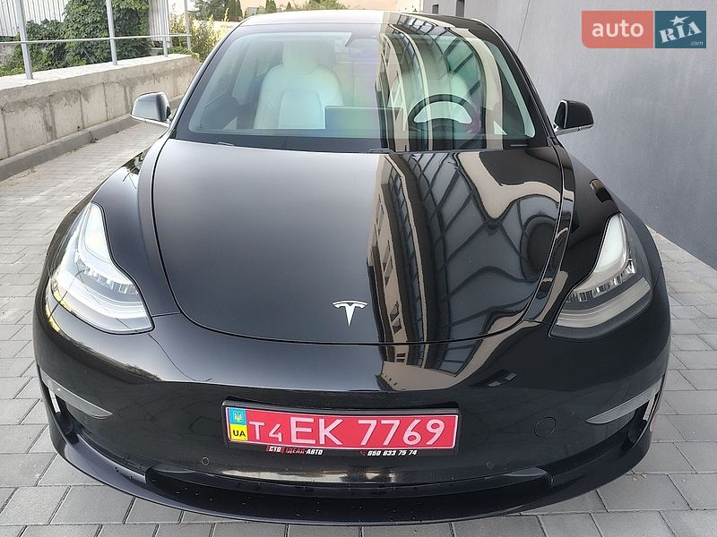 Седан Tesla Model 3 2019 в Ивано-Франковске фото 2 Седан Tesla Model 3 2019 в Ивано-Франковске