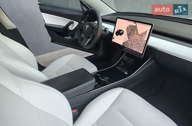 Седан Tesla Model 3 2019 в Ивано-Франковске фото 30 Седан Tesla Model 3 2019 в Ивано-Франковске