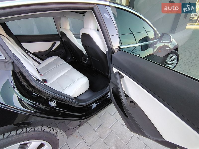 Седан Tesla Model 3 2019 в Ивано-Франковске фото 36 Седан Tesla Model 3 2019 в Ивано-Франковске