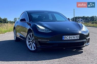 Седан Tesla Model 3 2020 в Дрогобыче