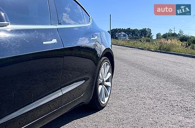 Седан Tesla Model 3 2020 в Дрогобыче