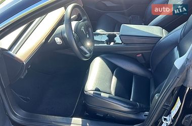 Седан Tesla Model 3 2020 в Дрогобыче
