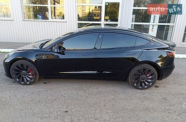Седан Tesla Model 3 2023 в Харкові