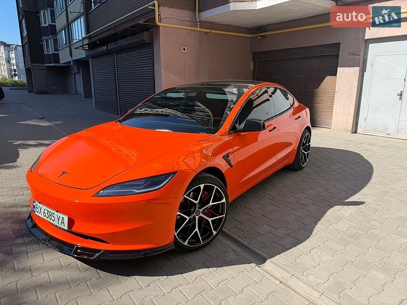 Седан Tesla Model 3 2024 в Хмельницком фото Седан Tesla Model 3 2024 в Хмельницком