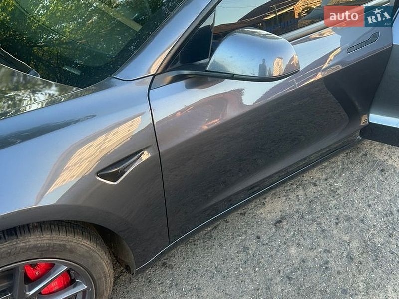 Седан Tesla Model 3 2023 в Полтаве