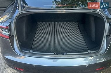 Седан Tesla Model 3 2023 в Полтаве