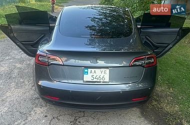 Седан Tesla Model 3 2023 в Полтаве