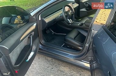 Седан Tesla Model 3 2023 в Полтаве