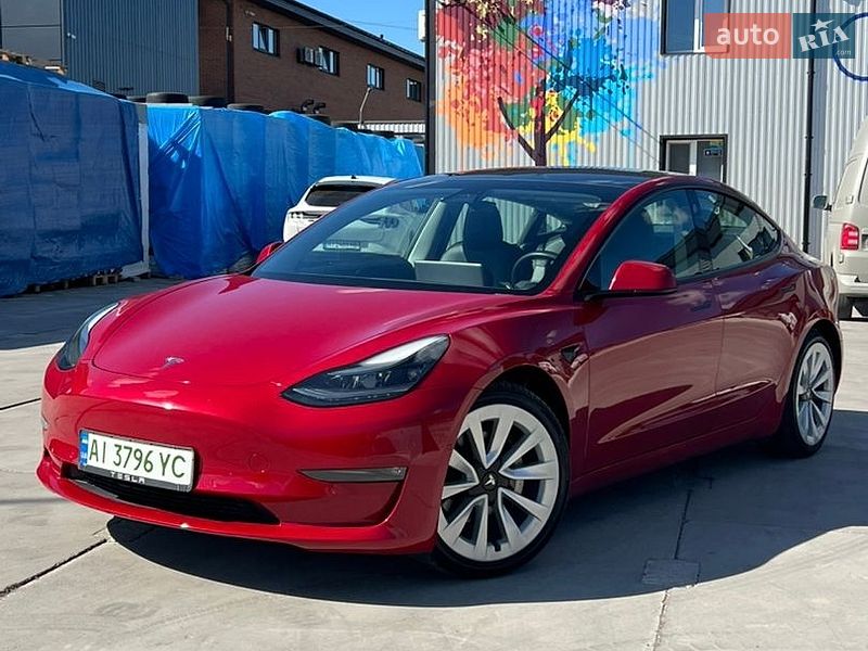 Седан Tesla Model 3 2021 в Белой Церкви