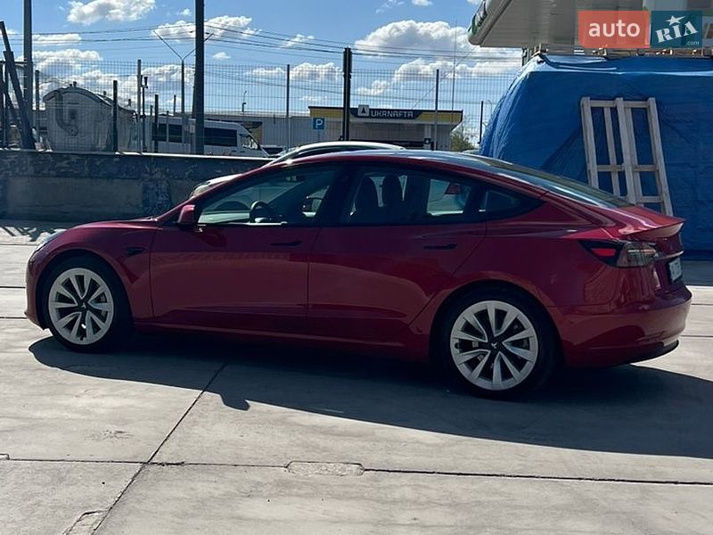 Седан Tesla Model 3 2021 в Белой Церкви