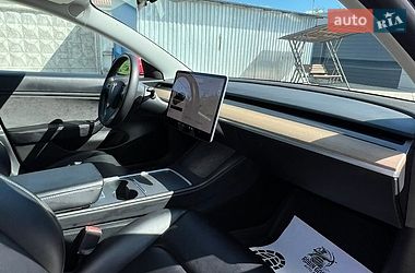 Седан Tesla Model 3 2021 в Белой Церкви