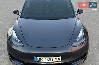 Седан Tesla Model 3 2021 в Рівному фото 6 Седан Tesla Model 3 2021 в Рівному