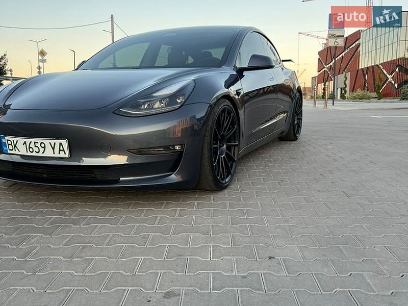 Седан Tesla Model 3 2021 в Рівному фото 9 Седан Tesla Model 3 2021 в Рівному