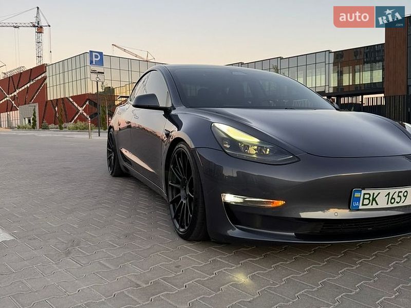 Седан Tesla Model 3 2021 в Рівному фото 11 Седан Tesla Model 3 2021 в Рівному