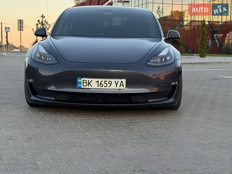 Седан Tesla Model 3 2021 в Рівному фото 12 Седан Tesla Model 3 2021 в Рівному
