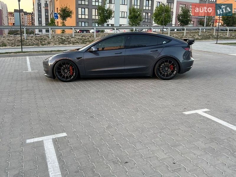 Седан Tesla Model 3 2021 в Рівному фото 13 Седан Tesla Model 3 2021 в Рівному