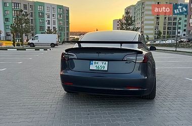 Седан Tesla Model 3 2021 в Рівному фото 21 Седан Tesla Model 3 2021 в Рівному