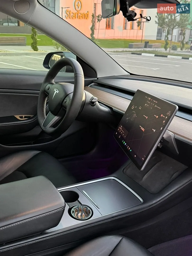 2021 Tesla Model 3 - мініатюра 32