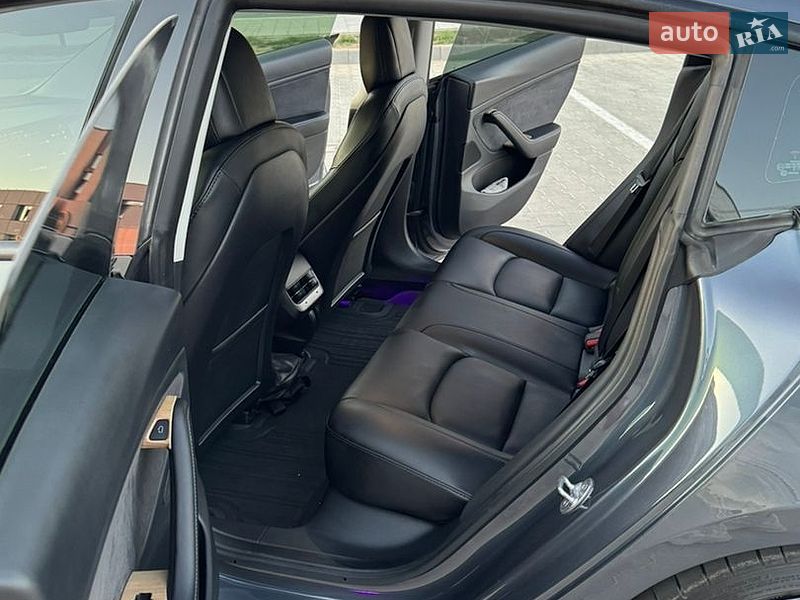 Седан Tesla Model 3 2021 в Рівному фото 34 Седан Tesla Model 3 2021 в Рівному