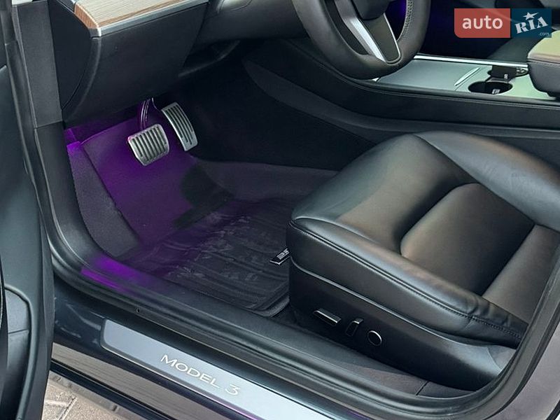 Седан Tesla Model 3 2021 в Рівному фото 36 Седан Tesla Model 3 2021 в Рівному