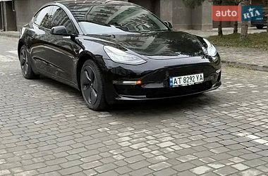Седан Tesla Model 3 2018 в Львове